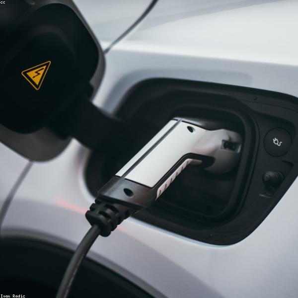 Ladowarka USB-C 140W GaN Ugreen